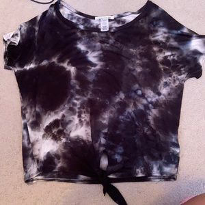 Soft loose fitting tie dye shirt